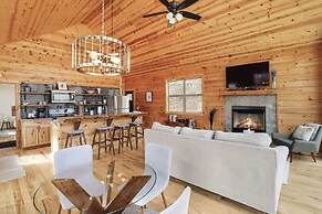 Fern Haven A Modern Take on Hocking Hills Cabins