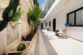 Angel Apartments 2