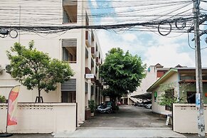 Thong Poon Apartment Chiang Mai