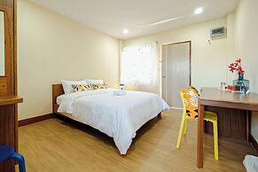 Thong Poon Apartment Chiang Mai