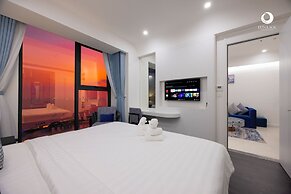 Skywave Apartment Firework Delight