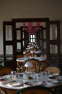 Vivaana  Museum Hotel