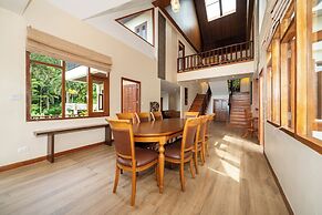 Emerald Hill Villas