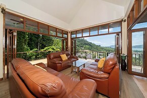 Emerald Hill Villas
