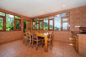 Emerald Hill Villas
