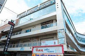 HOTEL CENTER POINT GUEST HOUSE