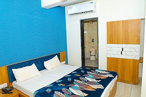HOTEL CENTER POINT GUEST HOUSE
