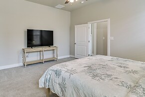 8 Mi to Texas Tech: Spacious Lubbock Home
