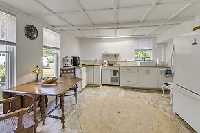 Explore Coastal Maine! Cozy Apt w/ Yard & Garden
