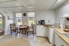 Explore Coastal Maine! Cozy Apt w/ Yard & Garden
