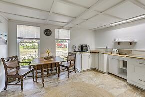 Explore Coastal Maine! Cozy Apt w/ Yard & Garden