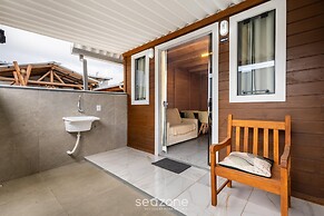 Comfortable and Sophisticated Accommodations Just Minutes From the Bea