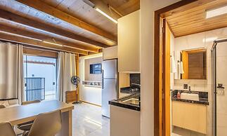 Comfortable and Sophisticated Accommodations Just Minutes From the Bea