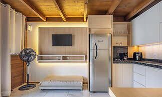 Comfortable and Sophisticated Accommodations Just Minutes From the Bea