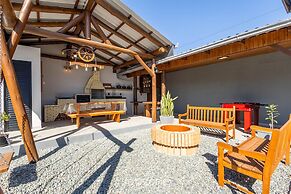 Comfortable and Sophisticated Accommodations Just Minutes From the Bea