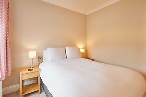 Host Stay Bristol Avenue