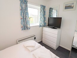 51 Longstone Park