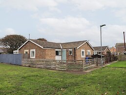 51 Longstone Park