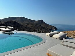 Pentanemi Folegandros