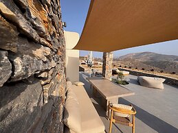 Pentanemi Folegandros