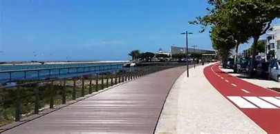 Esposende 3 Bedrooms Balcony Center Flat