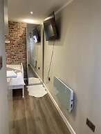 manchester modern signature studio
