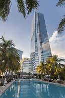 Four Seasons hotel 2bedroom suite
