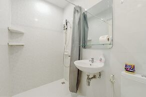 Chic Condo Near Shops & Nightlife C203