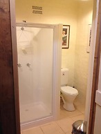 Pierrepoint Wines & Accommodation