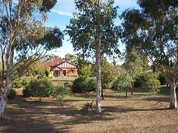 Pierrepoint Wines & Accommodation