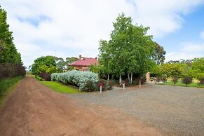 Pierrepoint Wines & Accommodation
