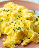 Scarlett Near Mount Zion