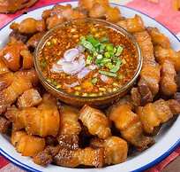 Scarlett Near Mount Zion