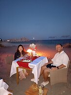 Alia Beachfront Suites and Spa