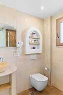 Alia Beachfront Suites and Spa