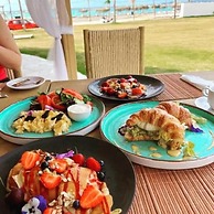 Alia Beachfront Suites and Spa