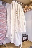 Alia Beachfront Suites and Spa
