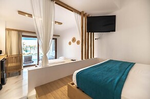 Alia Beachfront Suites and Spa