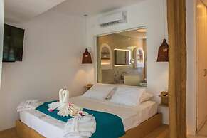 Alia Beachfront Suites and Spa