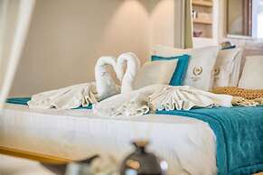Alia Beachfront Suites and Spa