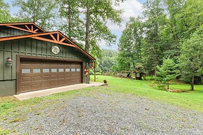 Deck & Game Room! Lakefront Blue Ridge Mtn Gem