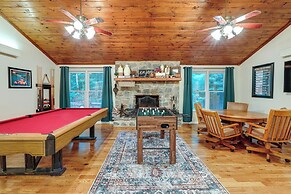 Deck & Game Room! Lakefront Blue Ridge Mtn Gem