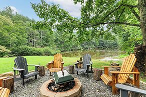 Deck & Game Room! Lakefront Blue Ridge Mtn Gem