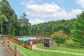 Deck & Game Room! Lakefront Blue Ridge Mtn Gem