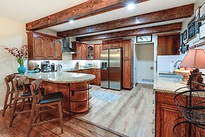 Deck & Game Room! Lakefront Blue Ridge Mtn Gem