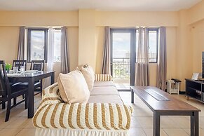 Lovely Skyview Haven -near BGC