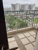 Lovely Skyview Haven -near BGC