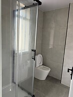 Studio - Sleeps 2 - Parking - Wifi