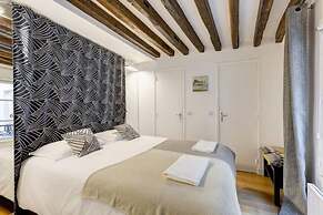 Le Marais Gem
