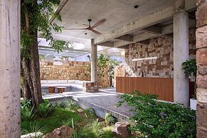Serene Vita Retreat